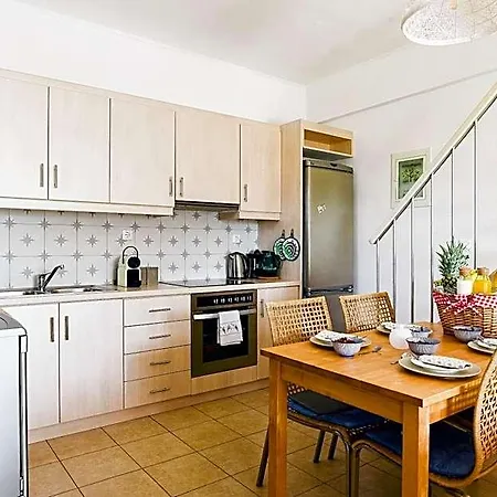 Oliva Homes 4*